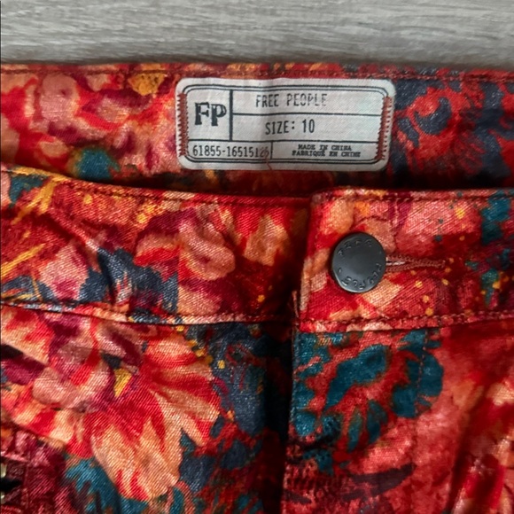 Free People Lennon Floral Velvet Skinny Pants, size 10, Red/Orange (NWT) - Picture 11 of 16